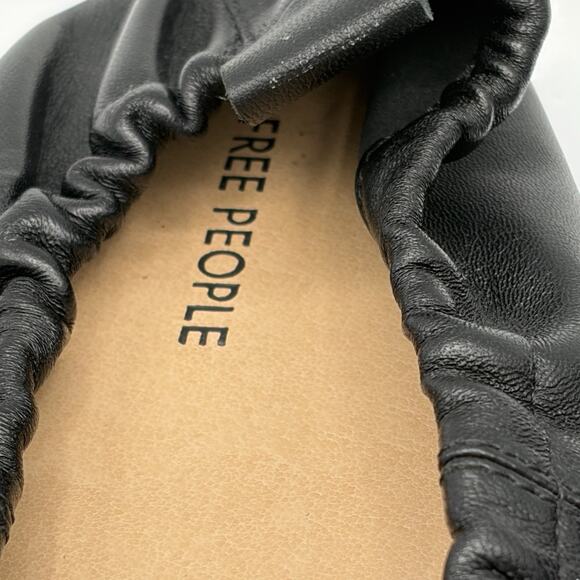 Free People Women’s Gemini Ballet Flats Black Leather Toe Charms Italy Size 9 - Picture 9 of 14